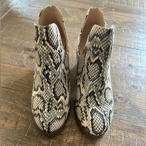 Like New - Snakeskin Ankle Boots